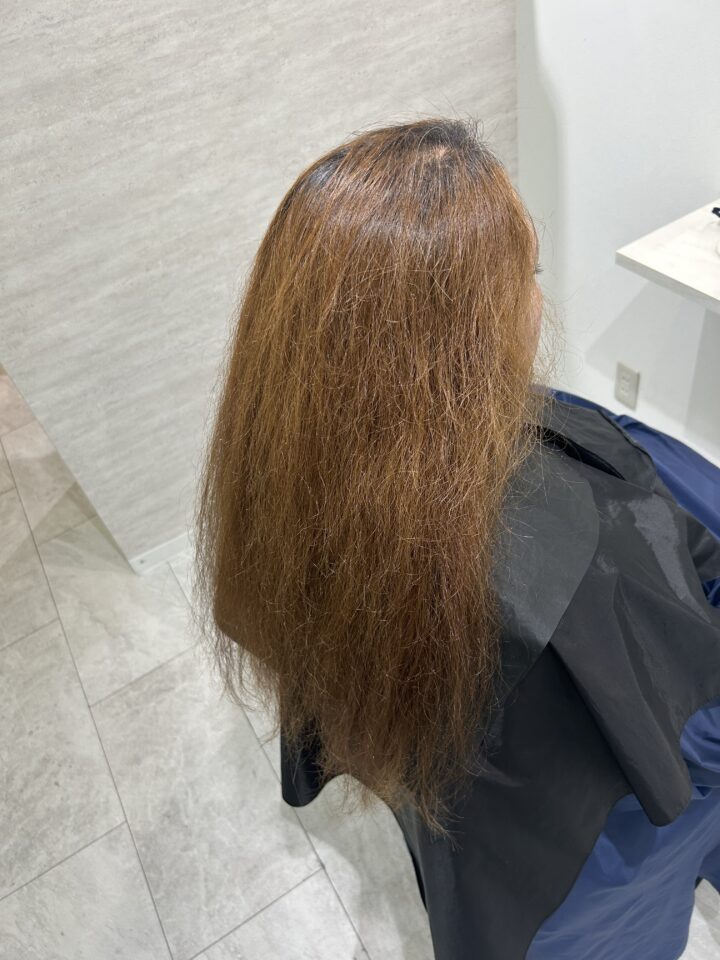 アボカドヘアー本町で初めて縮毛矯正してみました。女性/40代の画像